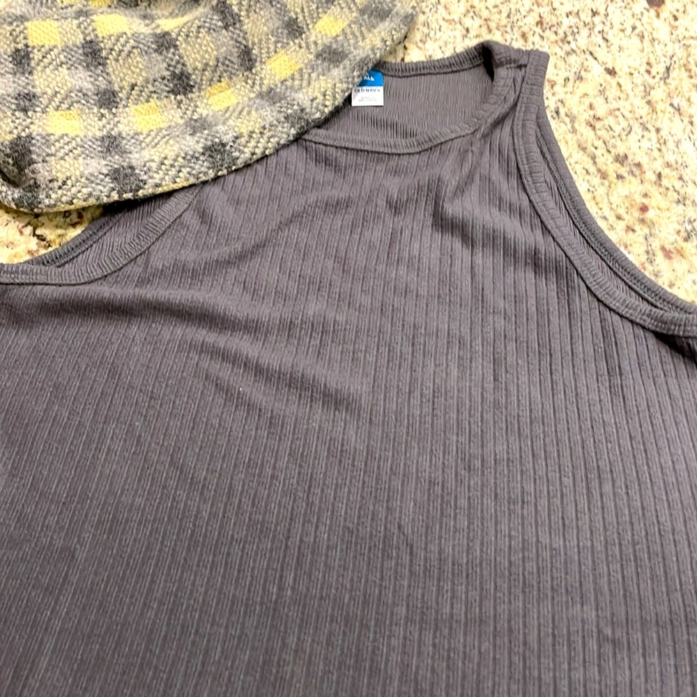 Old Navy rib knit tank. Rayon and poly blend. Size L Tall. NWT (hat for display)